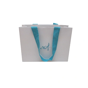 Wholesale Custom Design Eco-Friendly Shopping Paper Bags with Handles